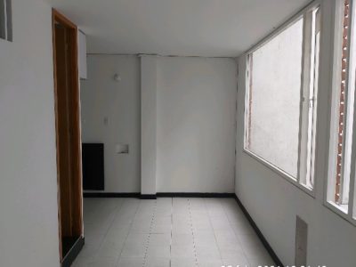 Edificio Garzón, Apto 404